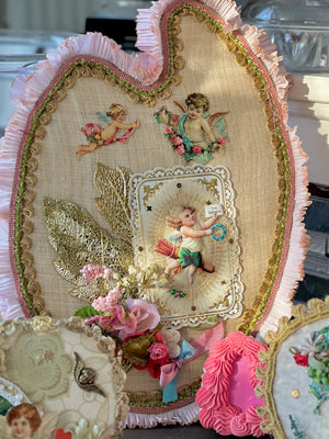 Victorian German “Zum Andenken” silk Valentines Pallet©