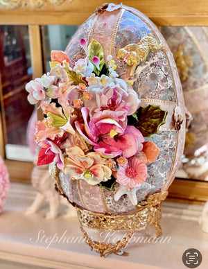 Exceptional Large Tragant/Sugar Floral Easter Egg