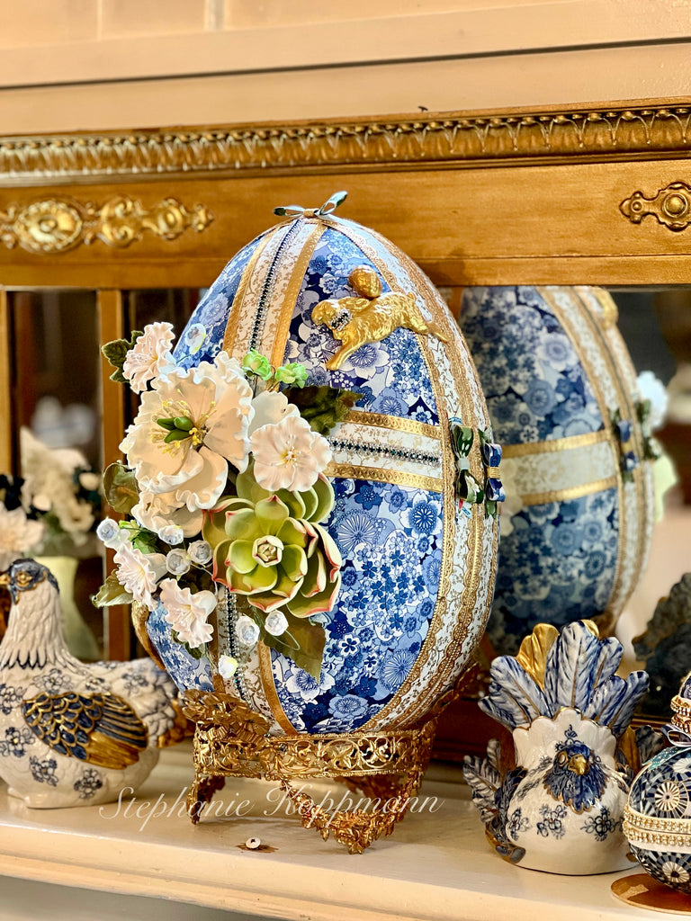 Chinoiserie Exceptional Large Tragant/Sugar Floral Easter Egg