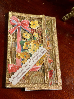 Antique style Valentine lacecard