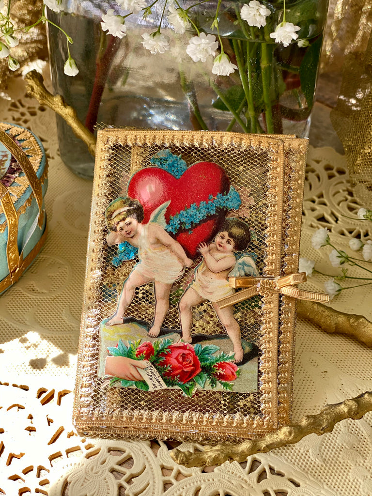 Antique style Valentines lace card