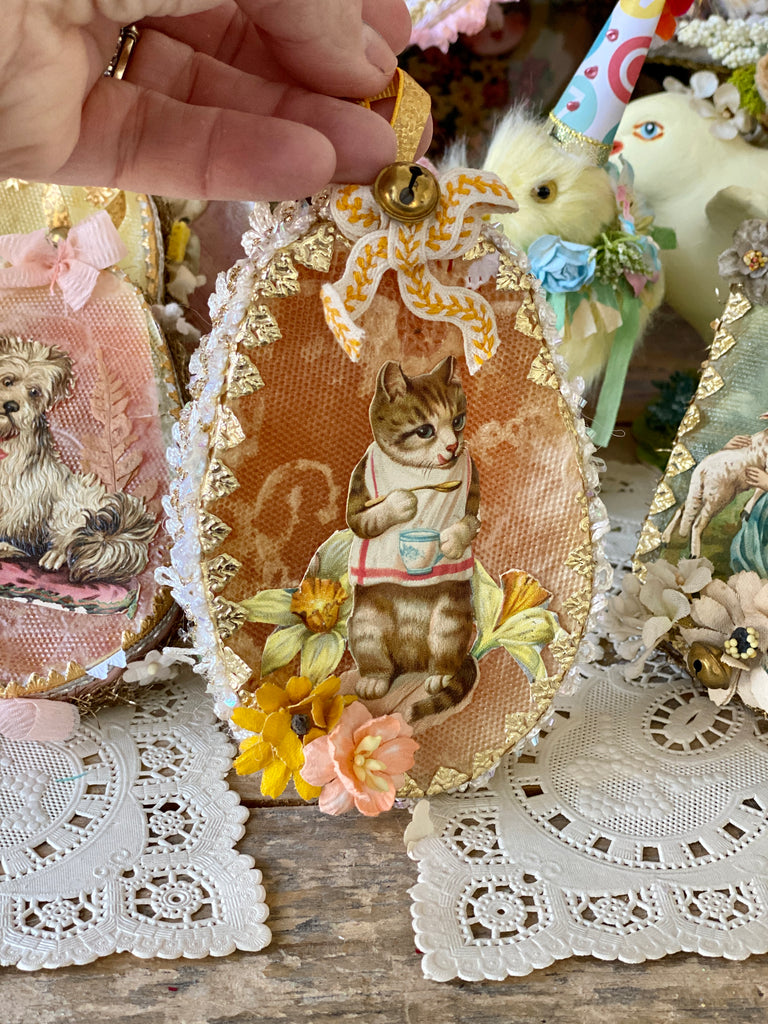 Easter Dresden “Kitten”  container Antique diecuts